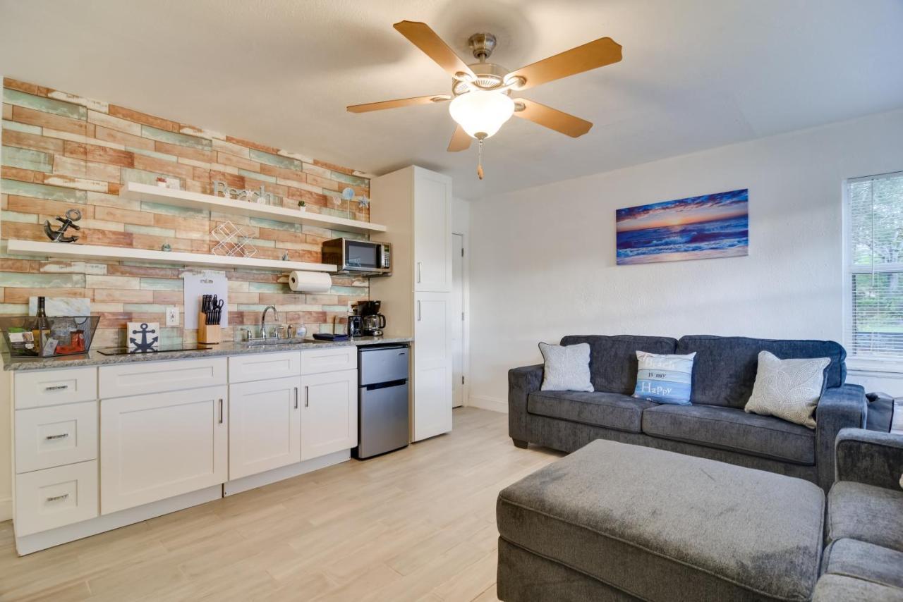 Pet-Friendly Gulfport Home Walkable Location! St. Petersburg Exteriör bild